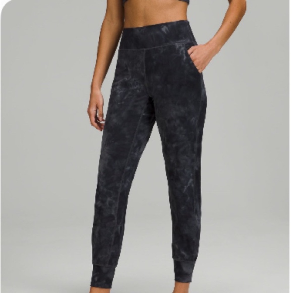 NWT Black graphite sz 6 Full length high rise lululemon jogger